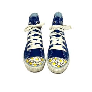 Converse High (Limited Edition) Top Blue / Daisies Size: M3/W5 Unisex